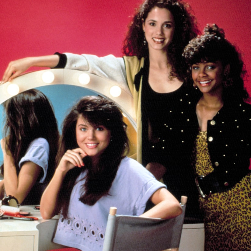 Elizabeth Berkley Shares Epic Saved by the Bell Reunion Pic with Lark Voorhies, Tiffani Amber Thiessen