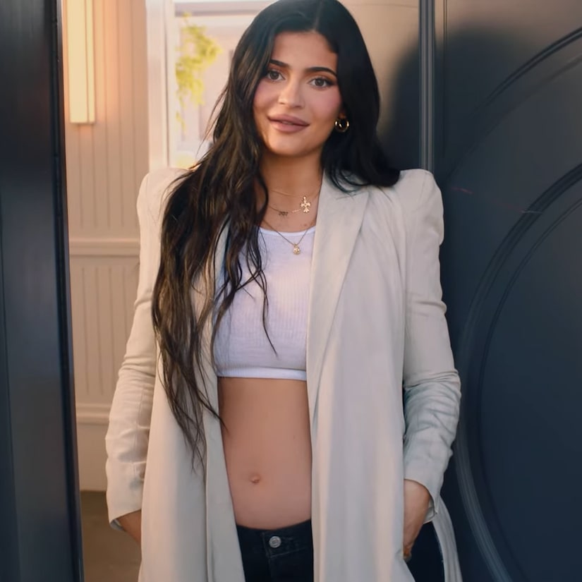 Kylie Jenner Bares Baby Bump and Talks Pregnancy As She Answers Vogue's 73 Questions