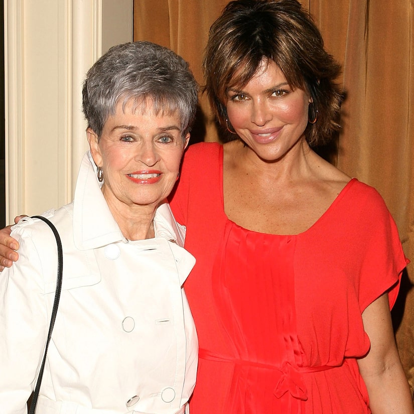 Lisa Rinna Reveals Her Mom Lois, 93, Suffered a Stroke